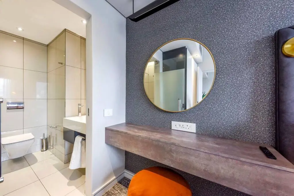 Image 2 of Stylish Apartment in a 5 star hotel