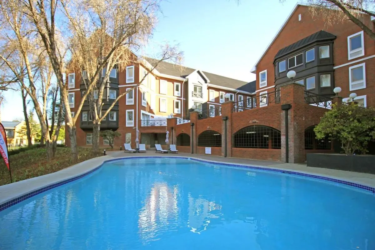 Image 3 of Stylish Circa 2222 in Illovo