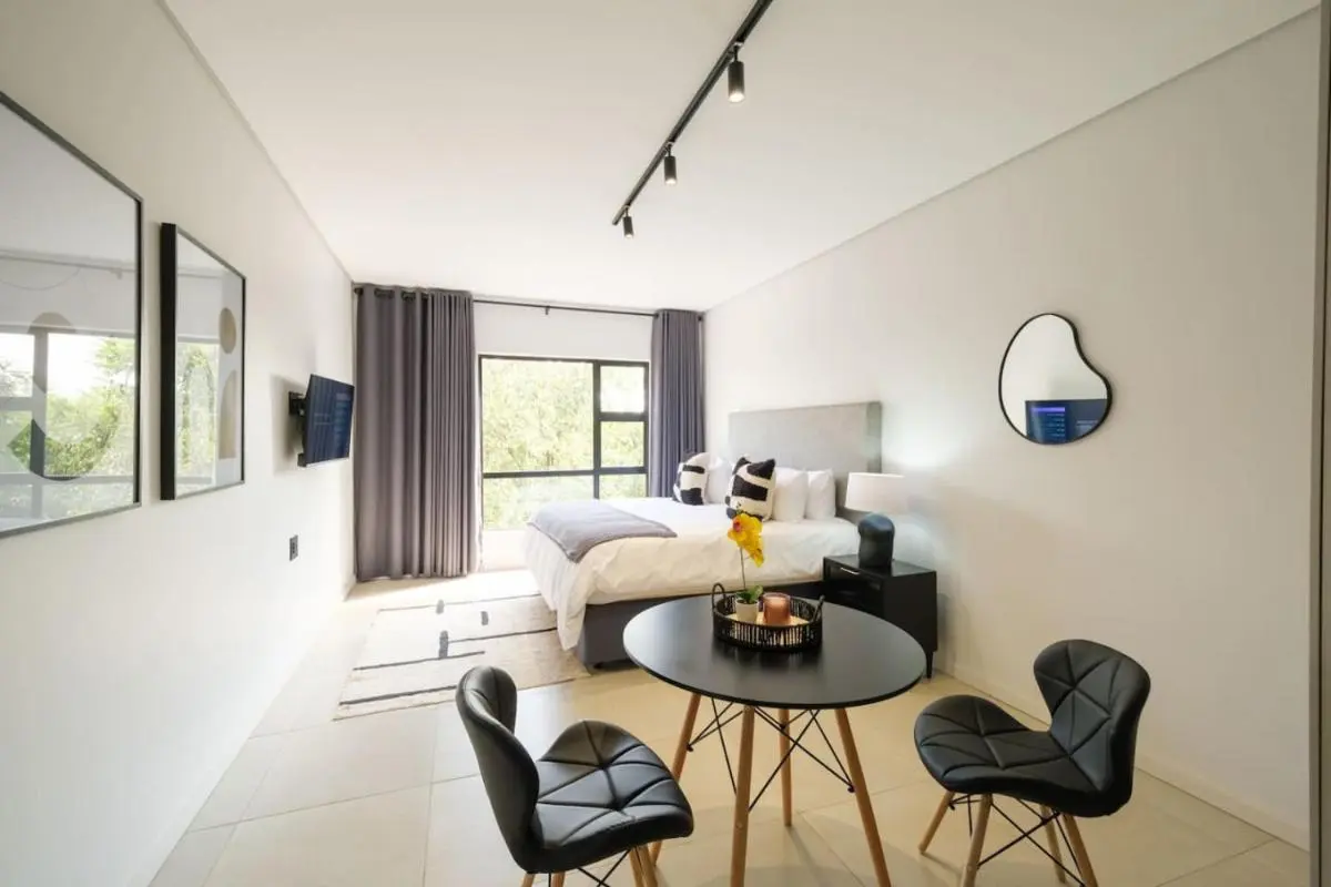 Image 4 of Stylish Studio on Flex on Murray 91B