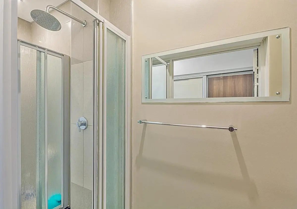 Image 2 of Stylish Unit 15 Genisis on Fairmount