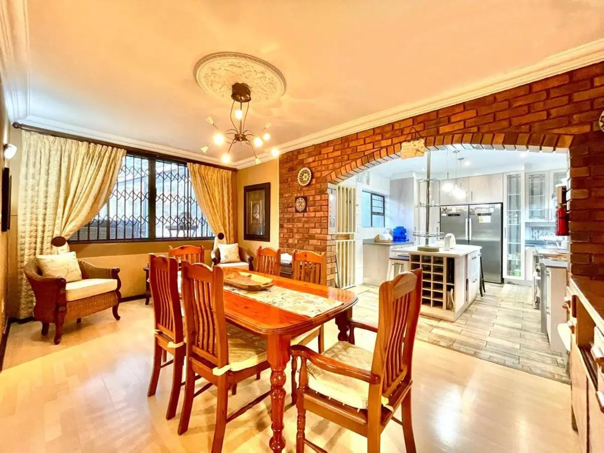 Image 4 of Suburban tranquility