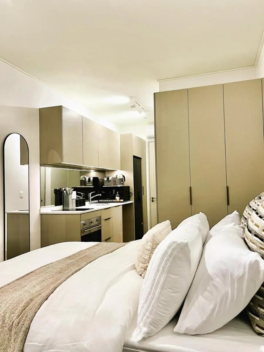 Image 4 of Sunset Studio at One Rosebank