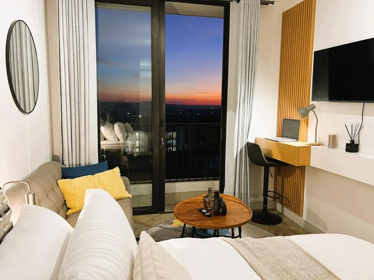 Image 1 of Sunset Studio at One Rosebank