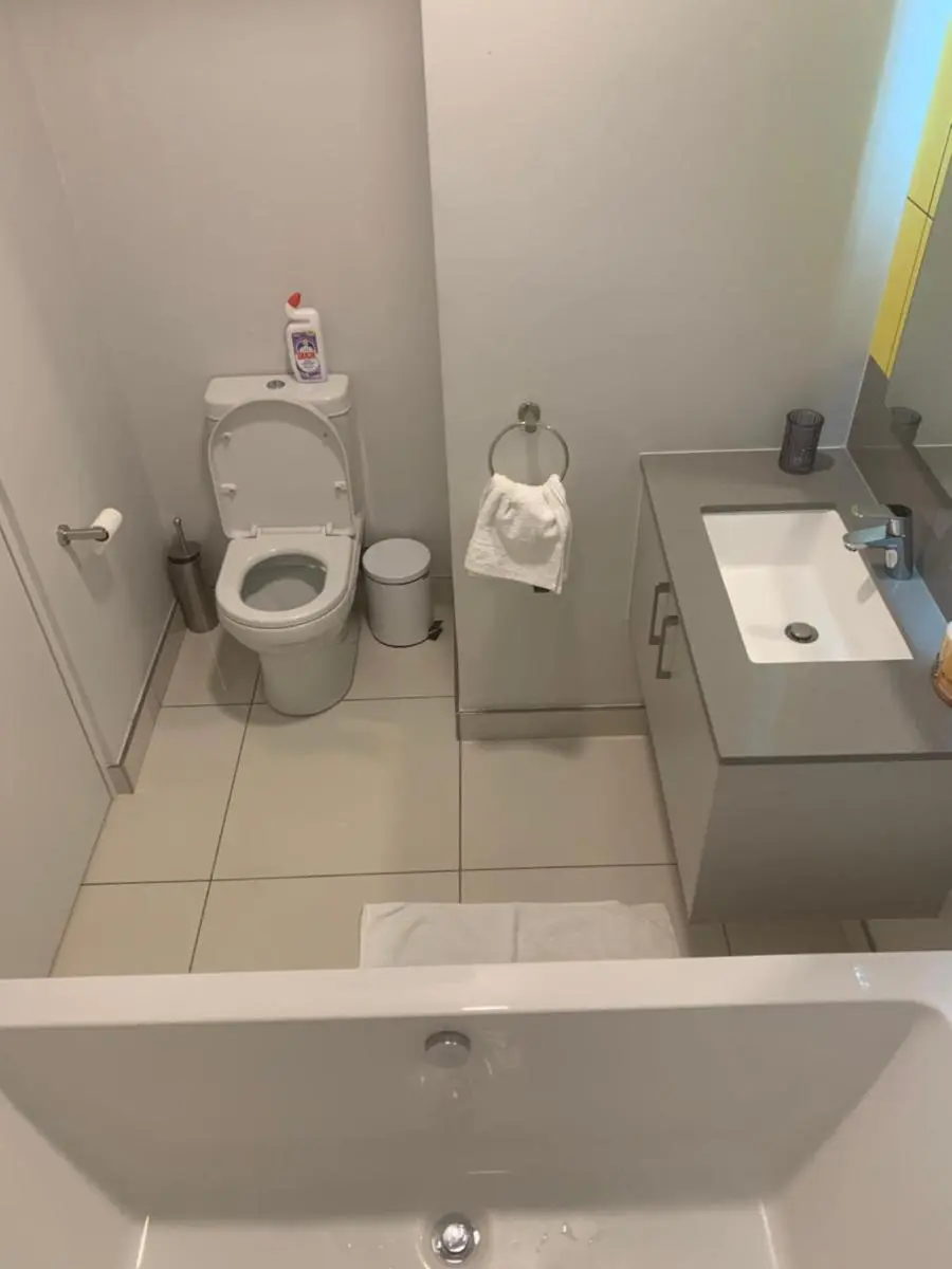 Image 2 of THE MEDIAN ROSEBANK JOHANNESBURG SOUTH AFRICA