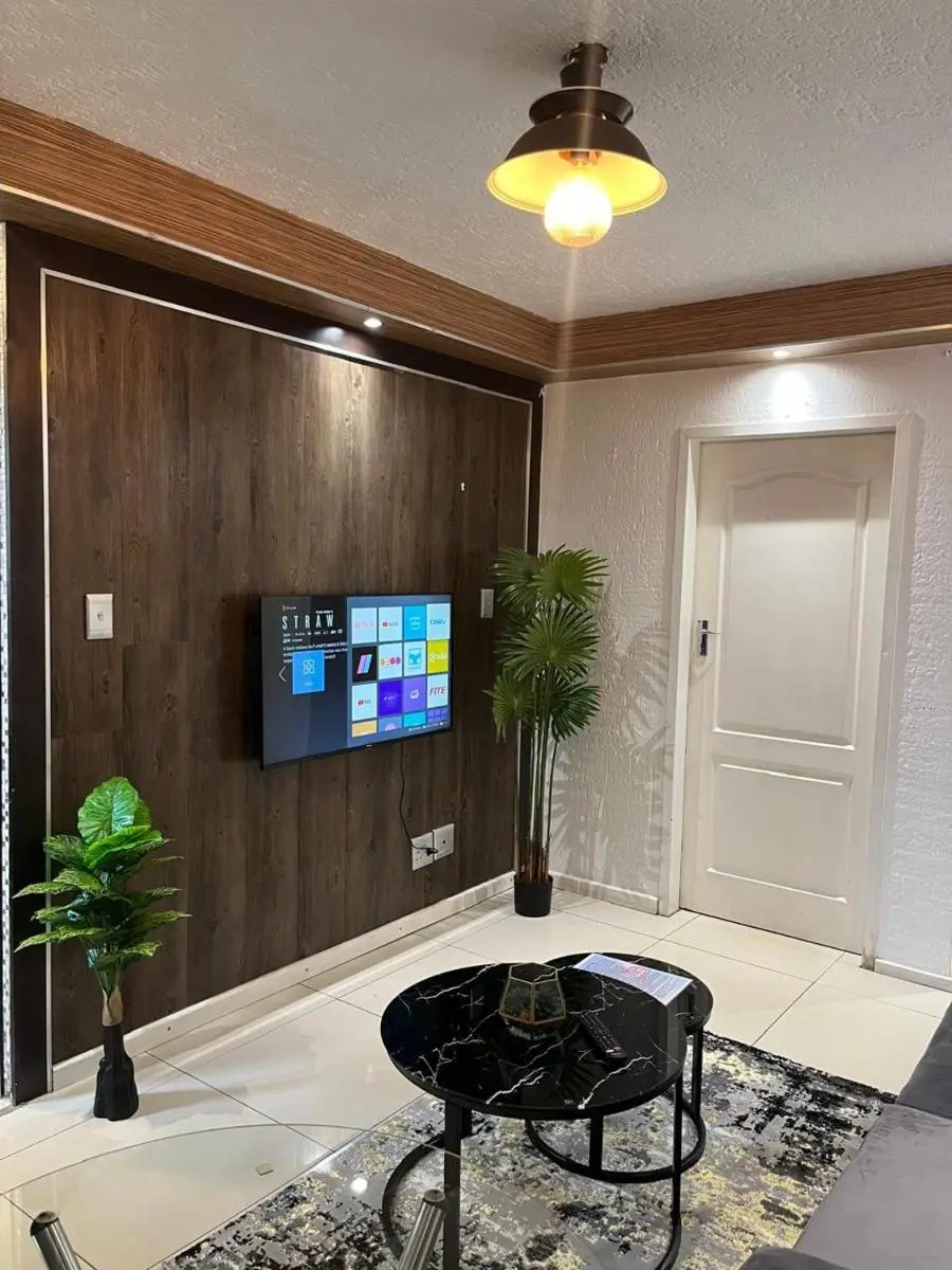 Image 3 of Thatishi’s Sandton CBD Apartment
