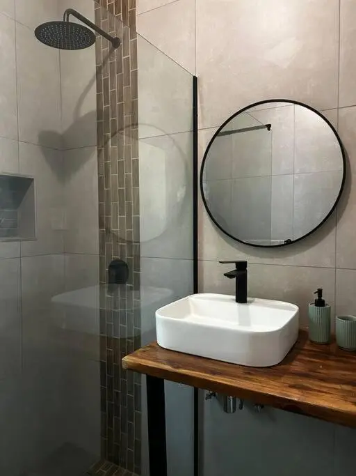 Image 6 of The Afrikaya Home