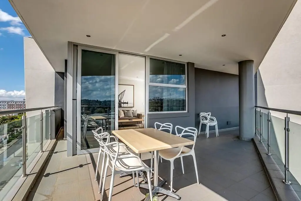 Image 5 of The Apex Rosebank – Building with generator