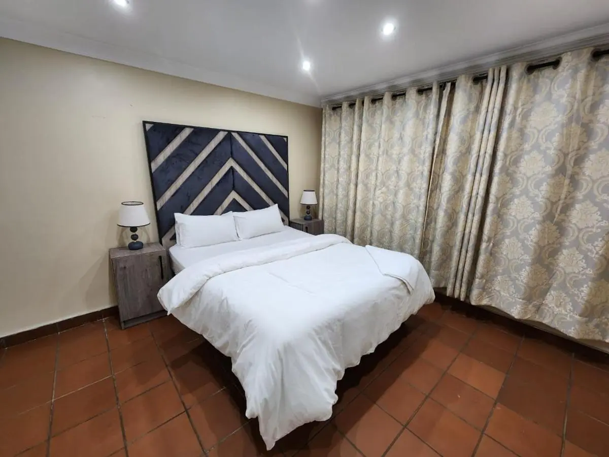 Image 5 of The Archon 20