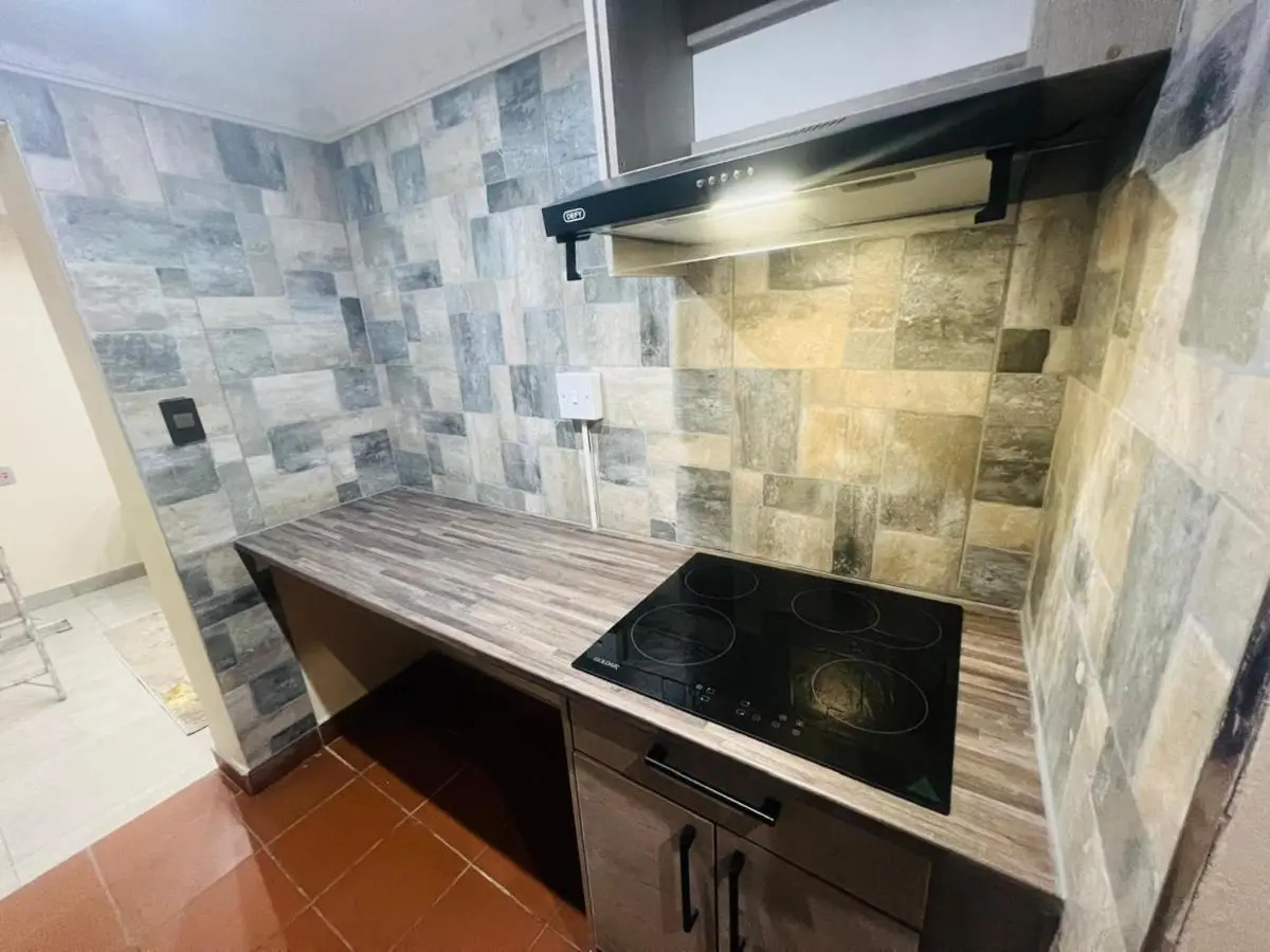 Image 3 of The Archon 20