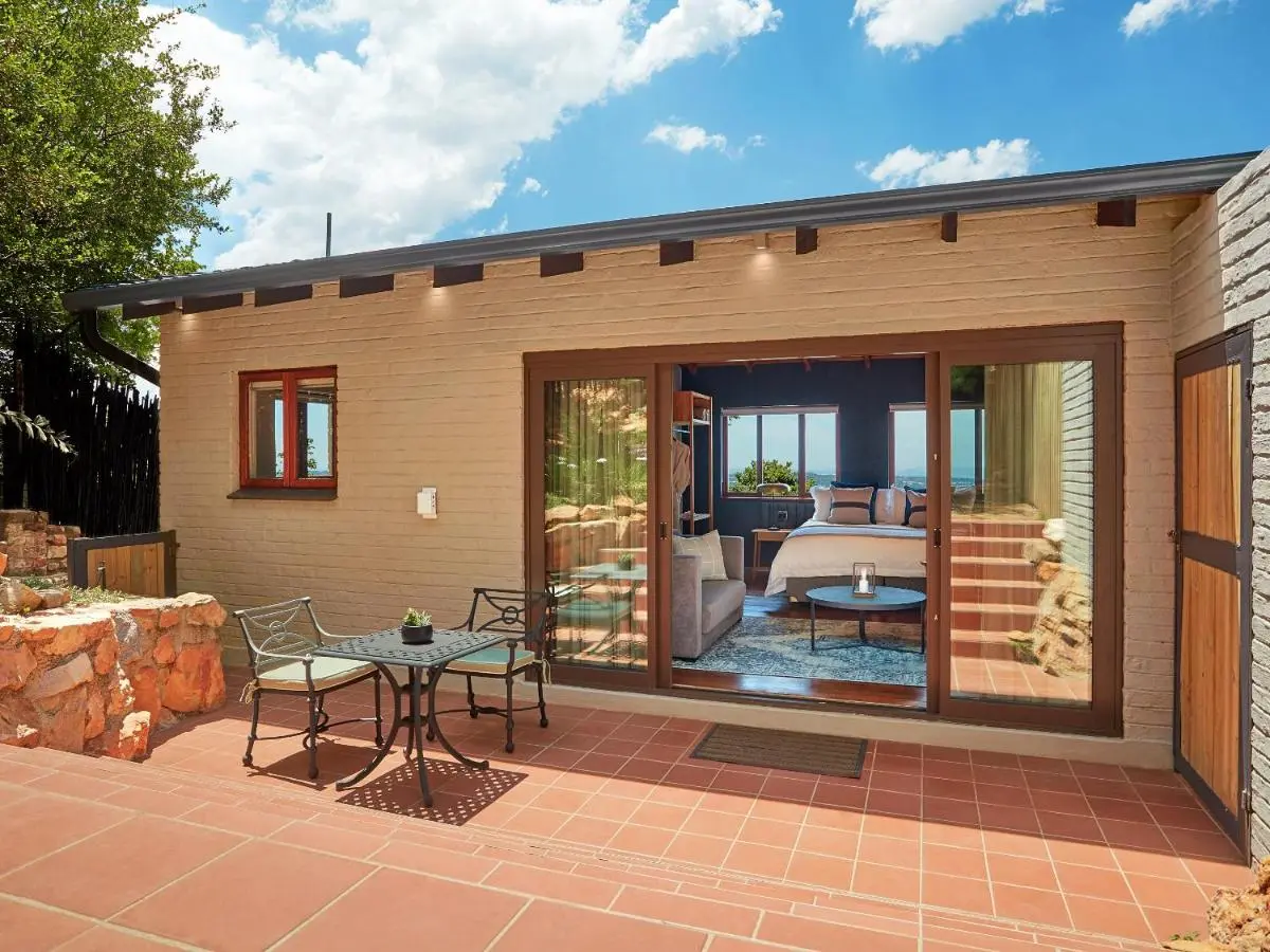 Image 6 of The Cliffside Boutique Getaway