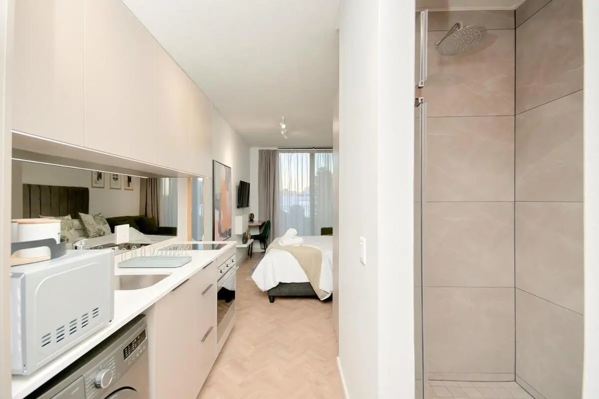 Image 2 of The Don OneRosebank