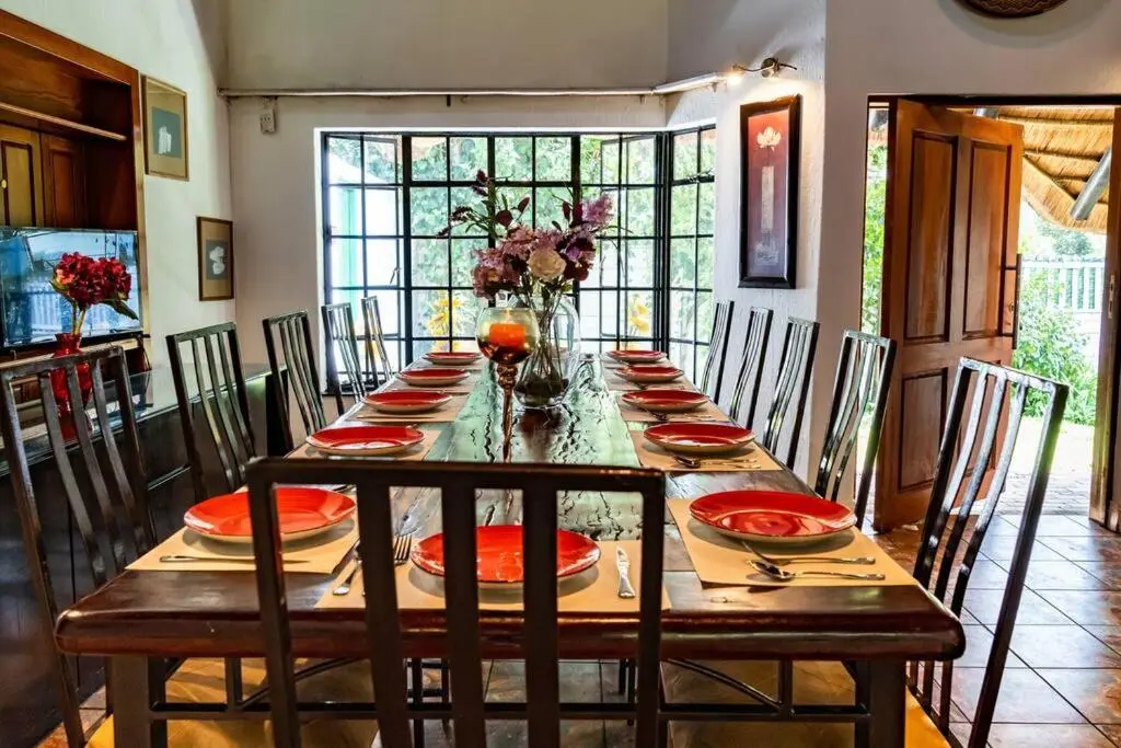 Image 4 of The Juweel House