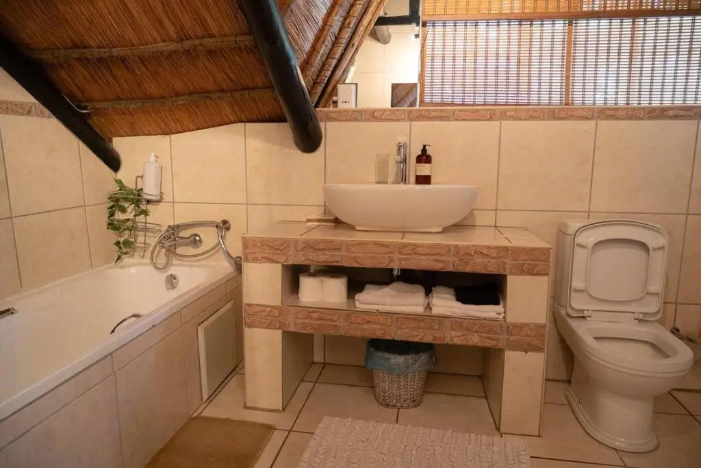 Image 2 of The Juweel House