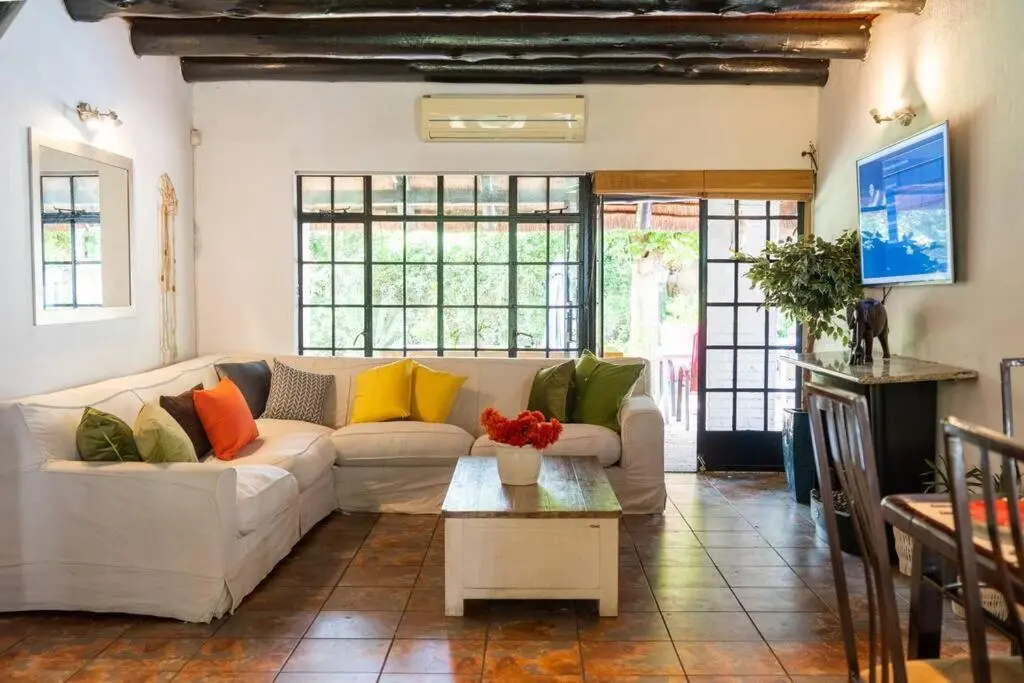 Image 5 of The Juweel House