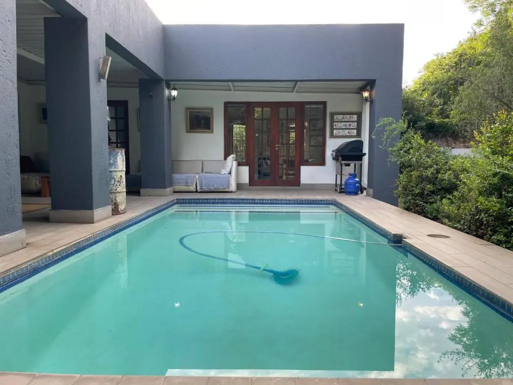 Image of The Little Mongrel Bryanston