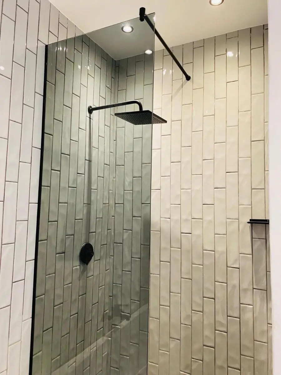 Image 5 of The Monochrome Apartment 209 – Urban Chic Escape – Open Plan Bathroom with Bathtub