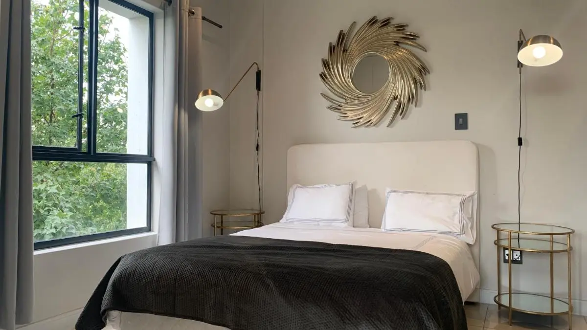 Image 1 of The Paramount Houghton