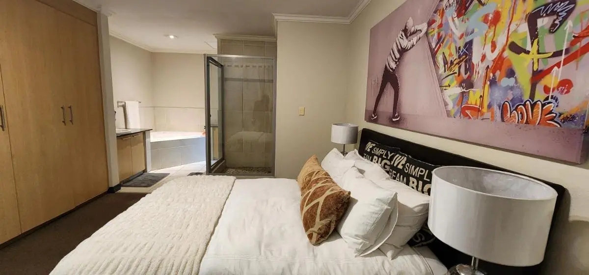 Image 6 of The Penthouse at 206 Westpoint