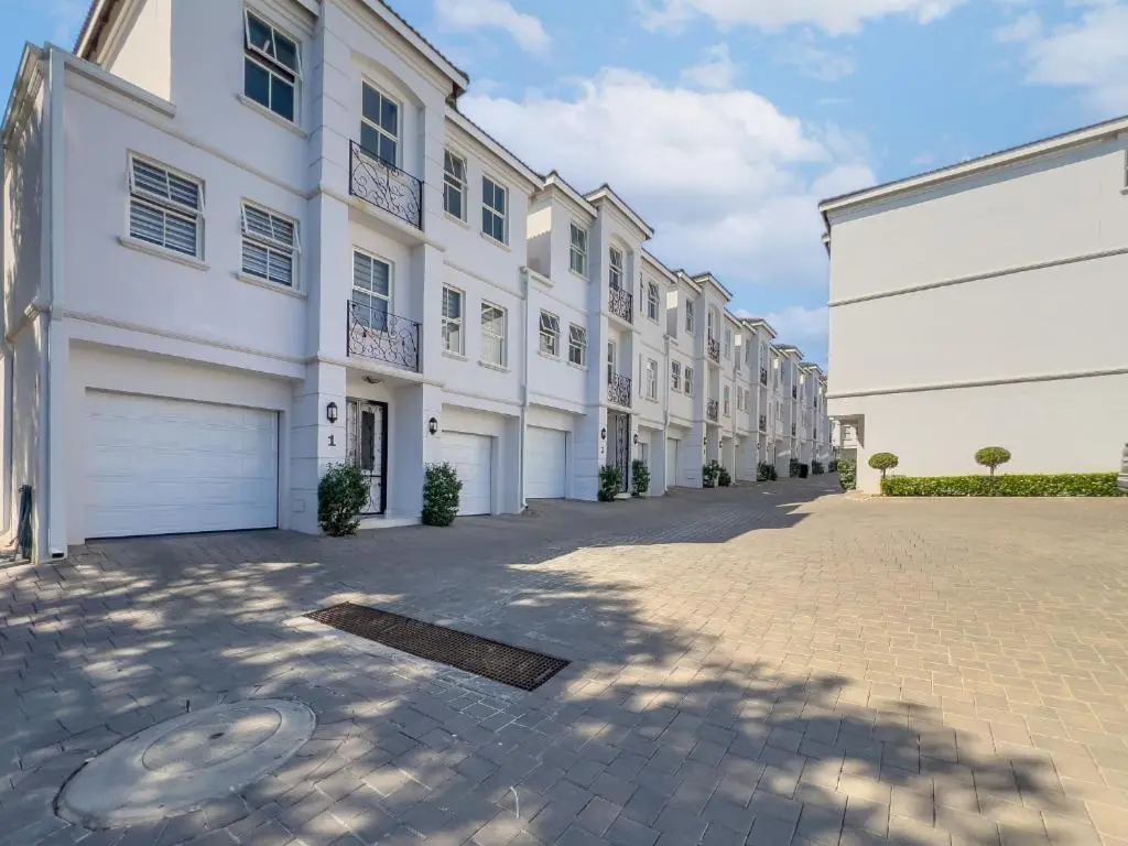 Image 4 of The Royal Manor