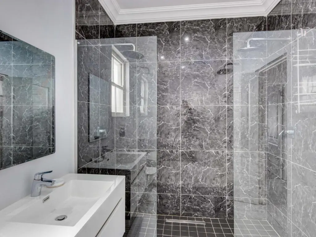 Image 6 of The Royal Manor