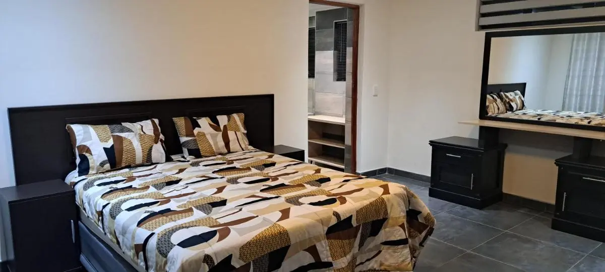 Image 3 of The Southern Views Unit 1 – Private – Stand alone