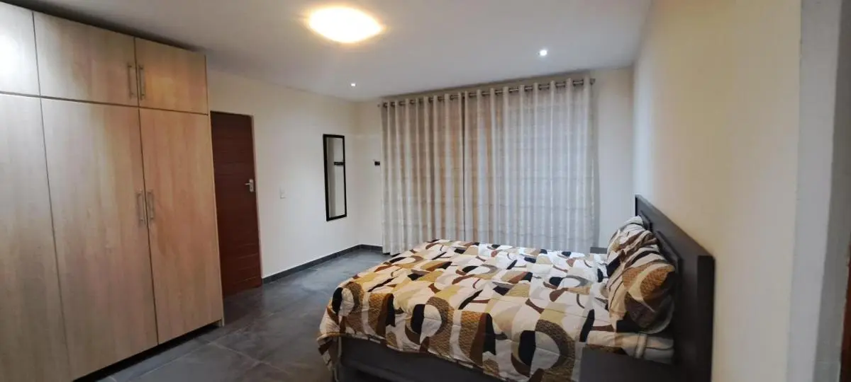 Image 6 of The Southern Views Unit 1 – Private – Stand alone