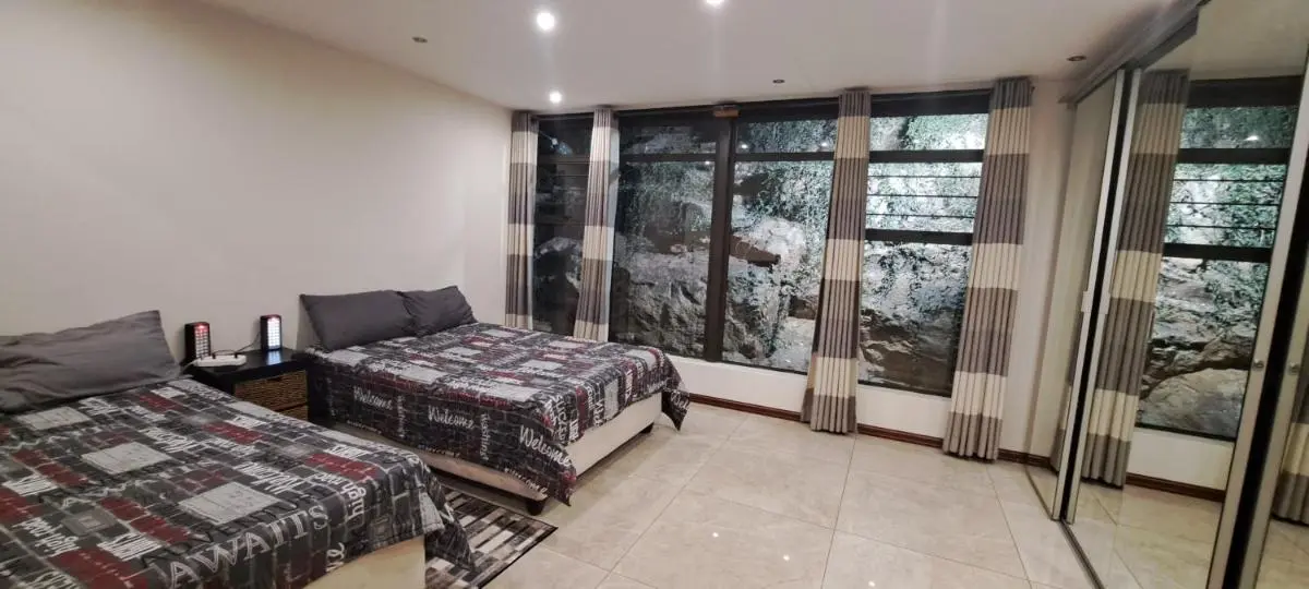 Image 1 of The Southern Views Unit 2 – Private