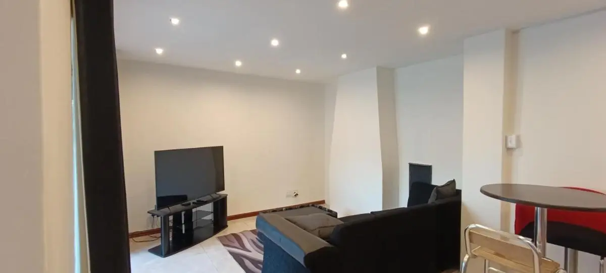 Image 4 of The Southern Views Unit 2 – Private