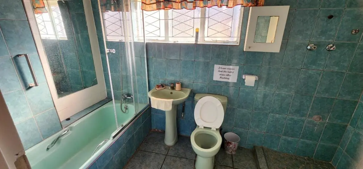 Image 4 of The Sunflower Albertskroon