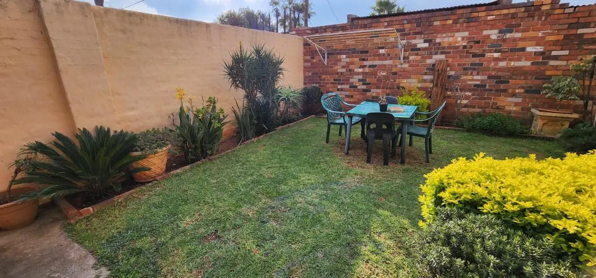 Image 6 of The Sunflower Albertskroon