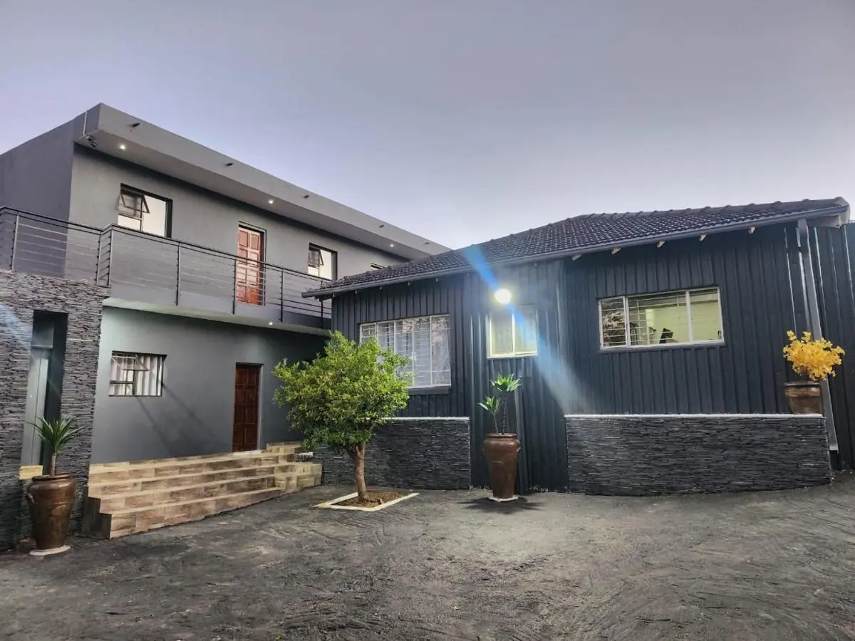 Image 4 of The Throne Goc Guesthouse