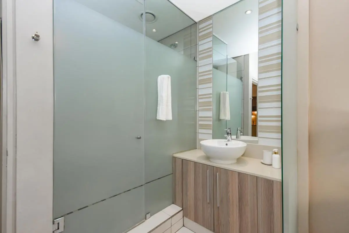 Image 2 of The Tyrwhitt Apartments Rosebank