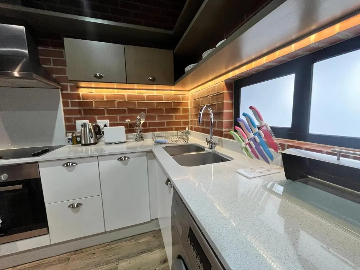 Image 6 of The Vantage Serviced Apartment Collection