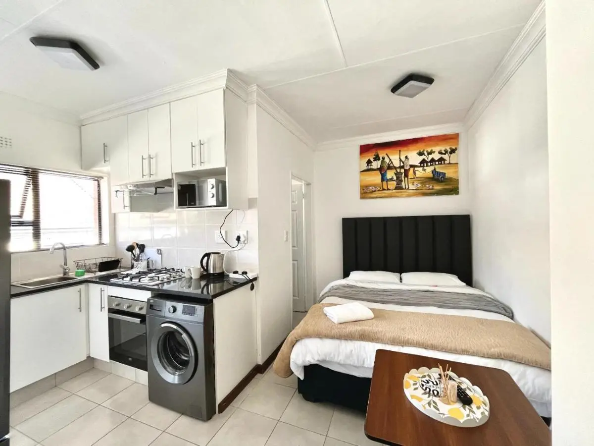 Image 3 of The studios at Forest Glen