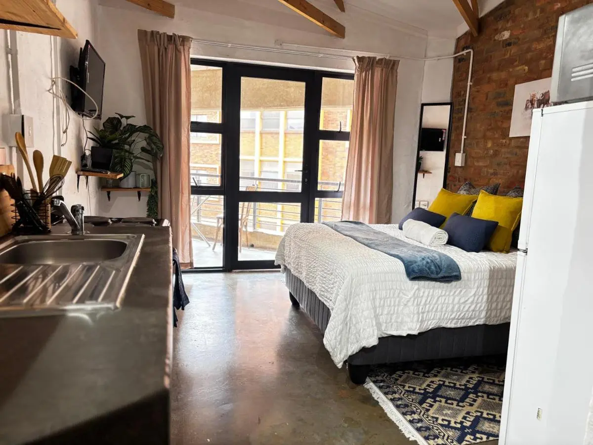 Image 6 of Trendy Maboneng Apartment 259