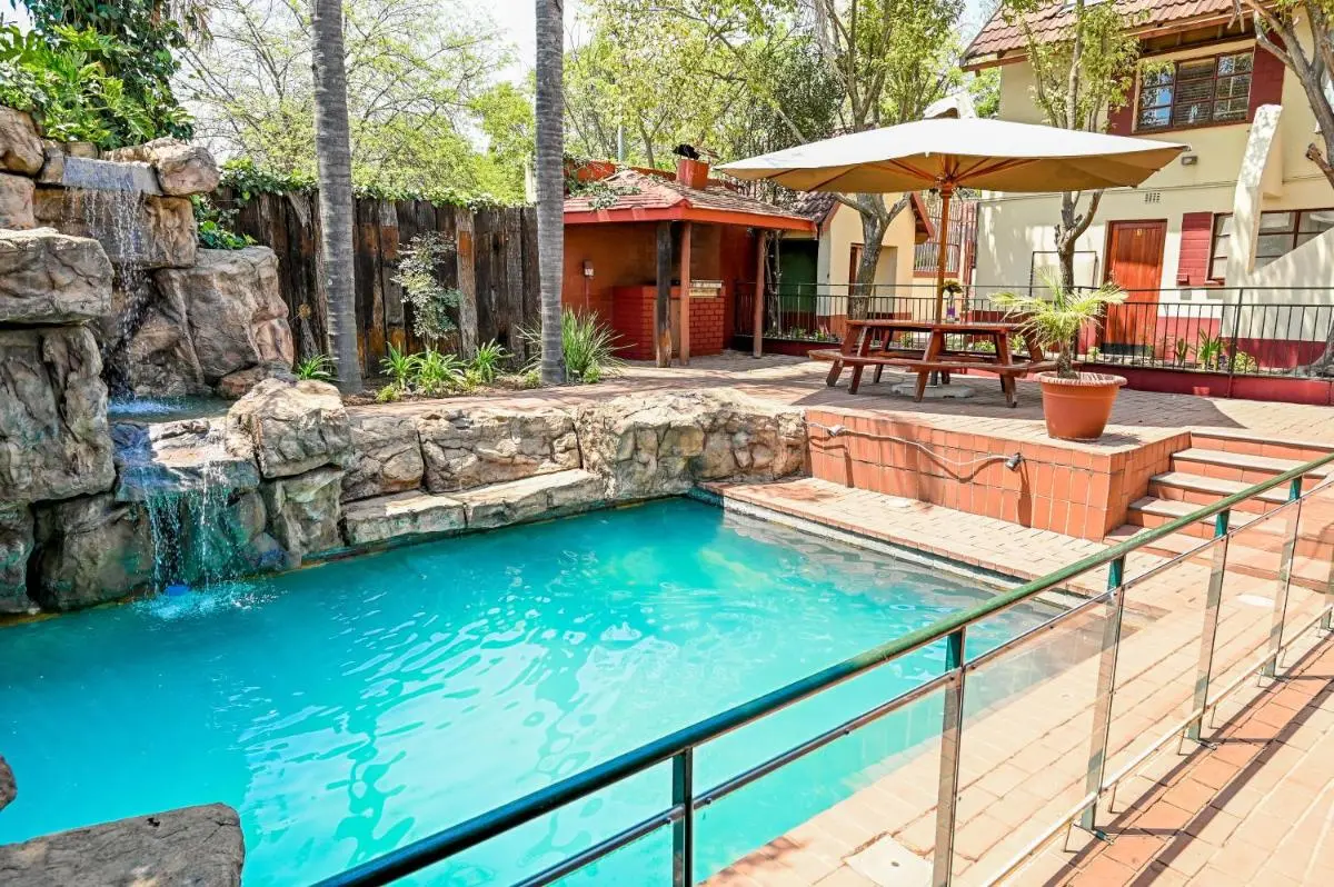 Image 2 of Tudor Lodge Guest House