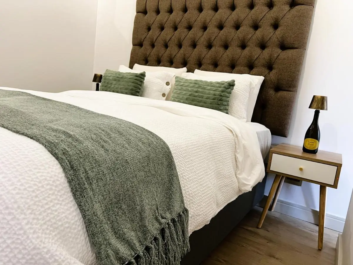 Image 2 of Urban Luxe Stay – 5 Min to Gautrain & Parking