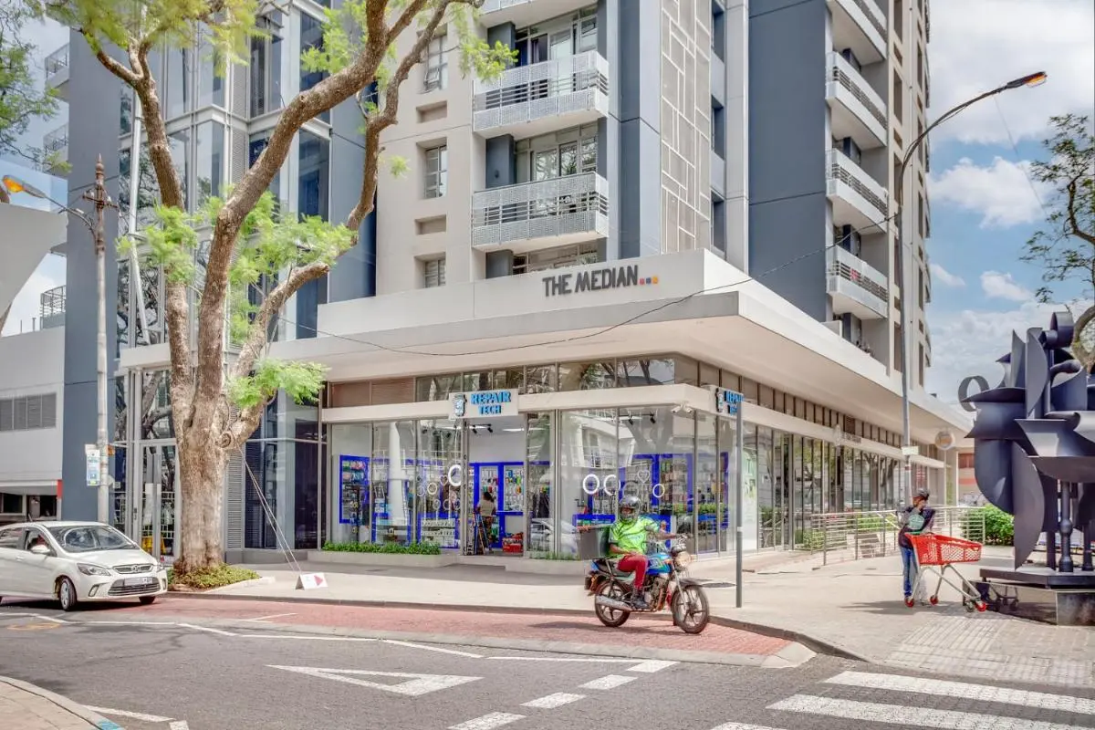 Image 5 of Urban Oasis Apartments at The Median