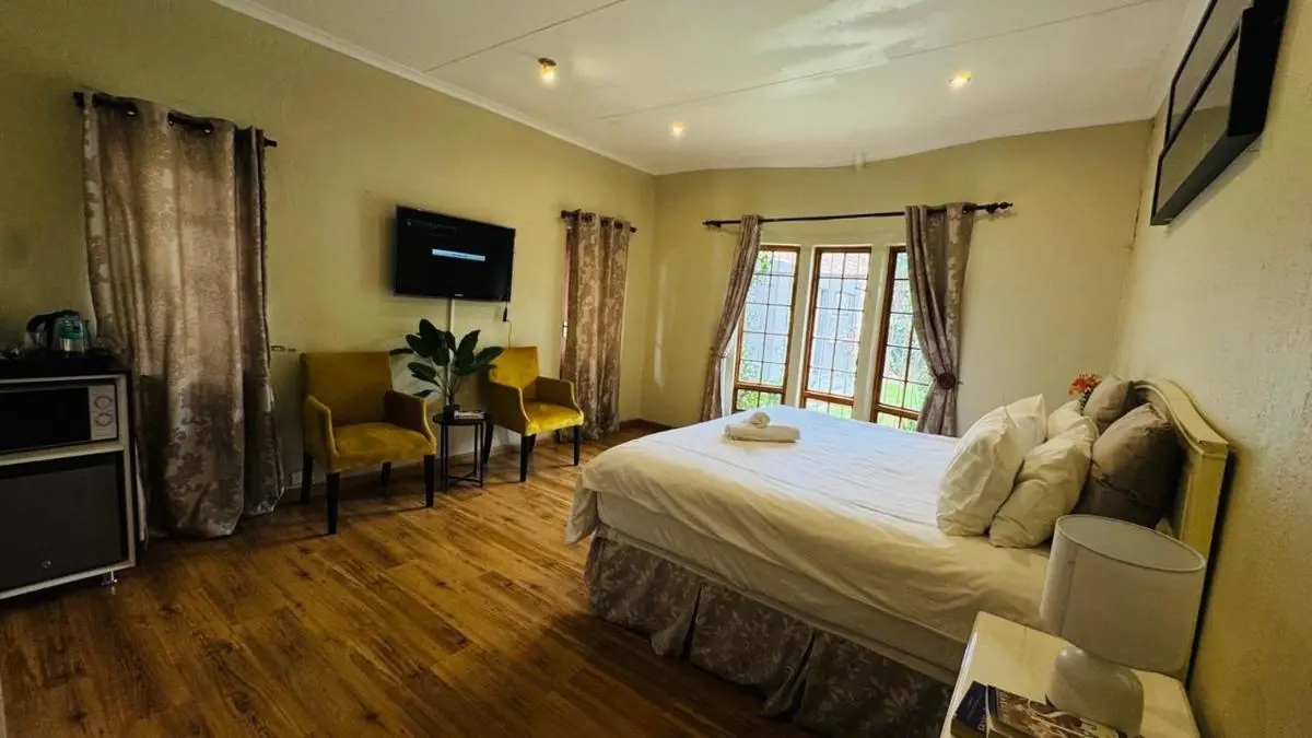 Image 4 of Urbanzuluhouse