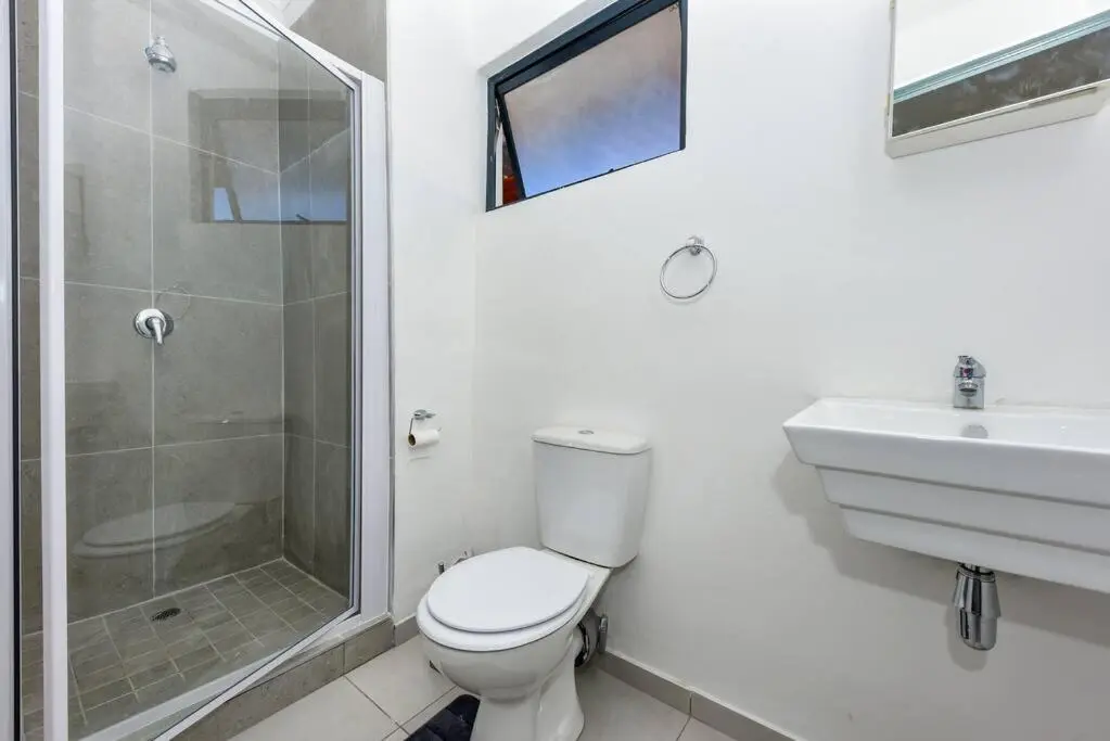 Image 2 of V&S Apartments-Luxury Apartment3