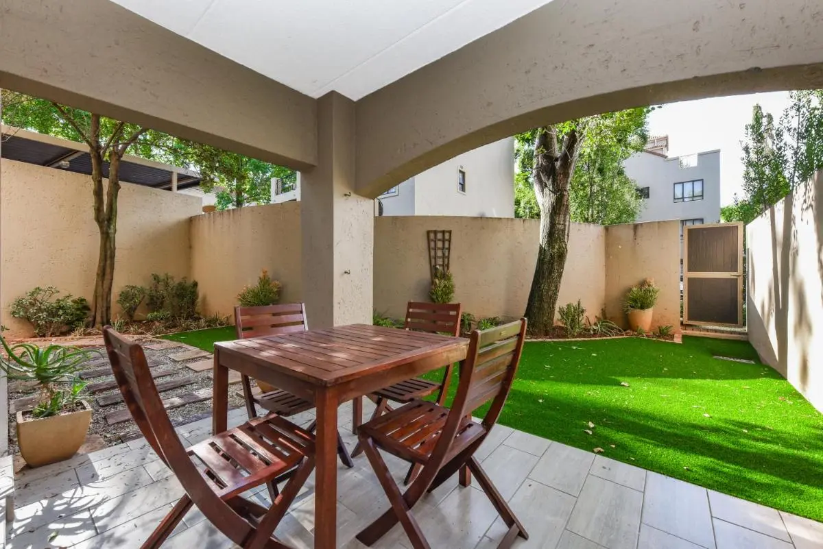 Image 4 of Via Arezzio 50