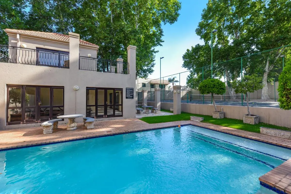 Image 5 of Via Arezzio 50