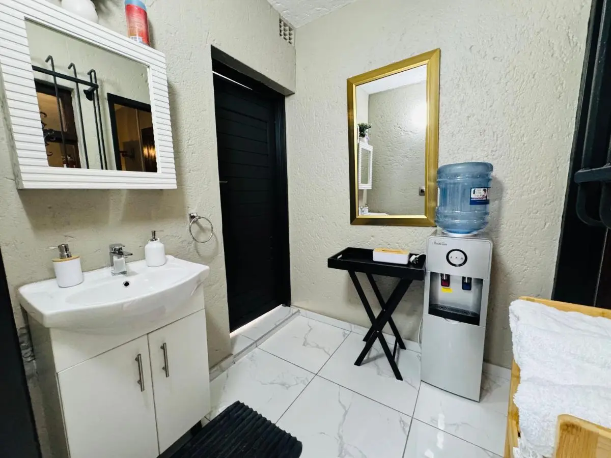 Image 6 of Villa Picasso Sandton