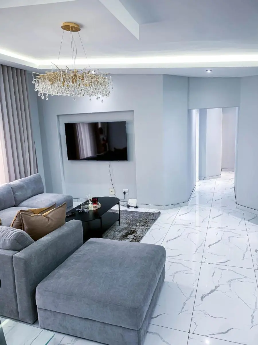 Image 3 of Waldorf 2