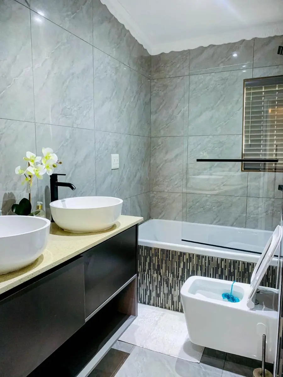 Image 5 of Waldorf 2