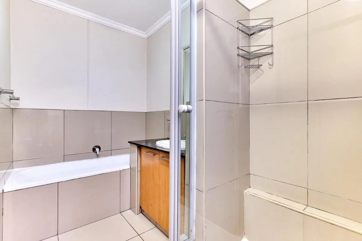 Image 2 of Westpoint Glammys Suites