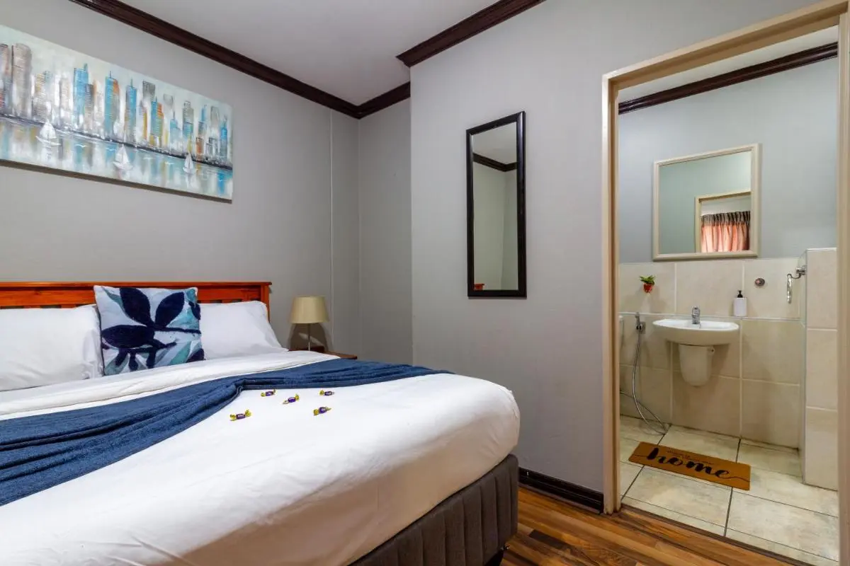 Image 2 of Westpoint Heart of gold