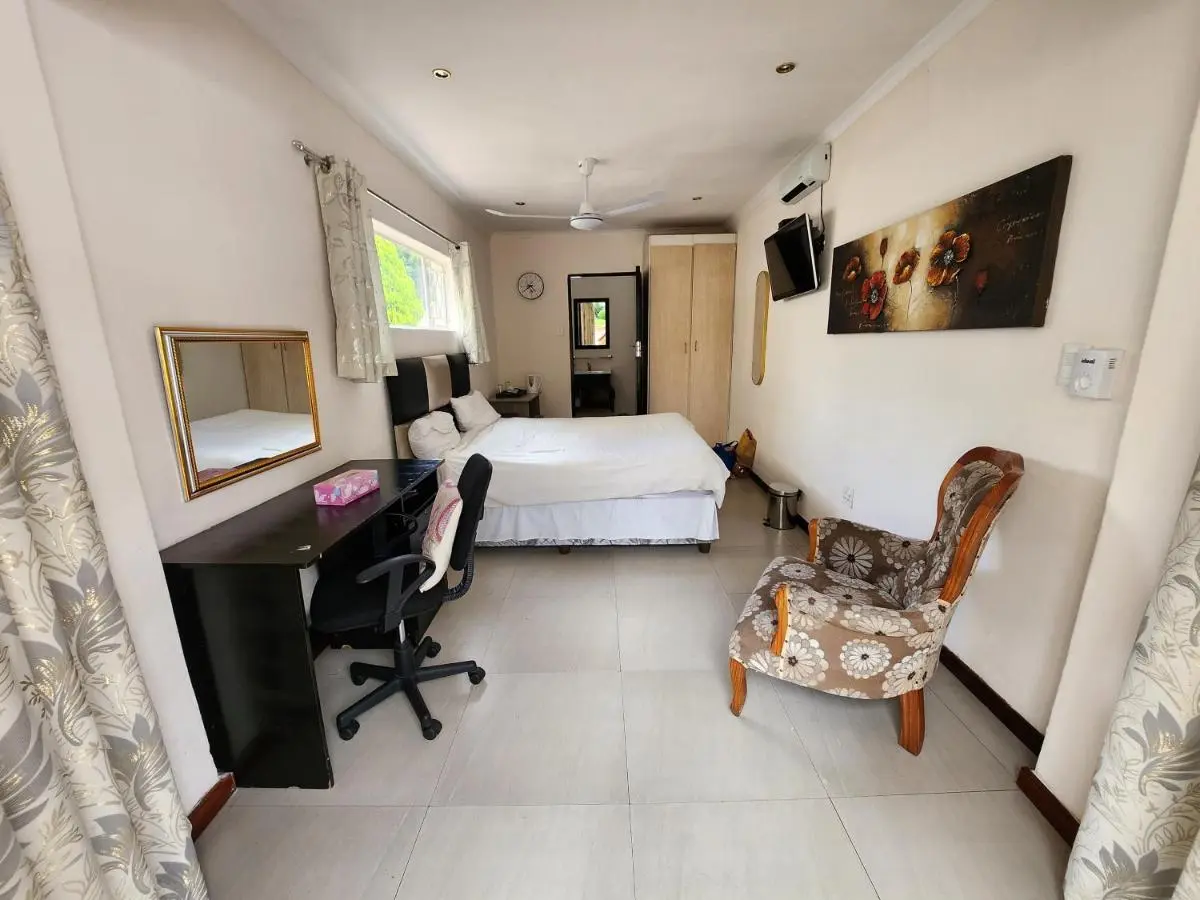 Image 5 of Winchester Lodge