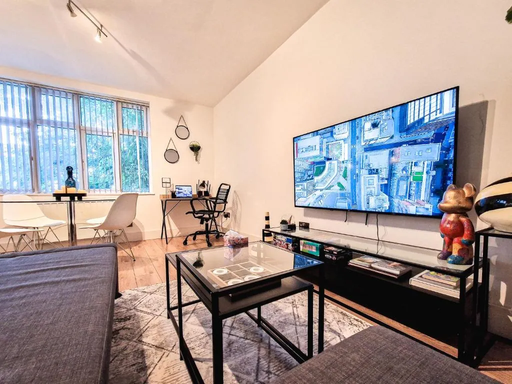 Image 1 of 1-Bed Camden Retreat 2 minutes Walk to Market and Tube