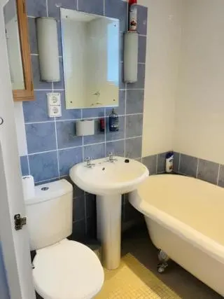 Image 5 of 1-Bedroom Flat in Islington!